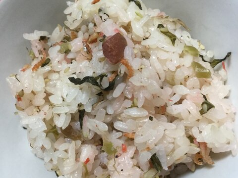 ちりめん加工品で炊き込みご飯